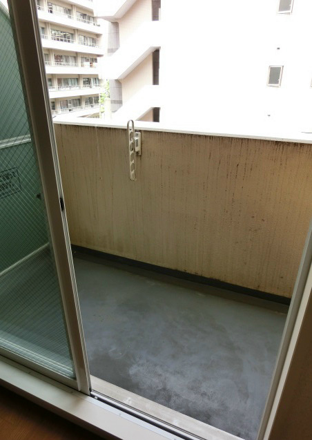 バルコニー　★仲介手数料は賃料の半額＋税★