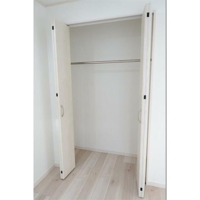 収納　ハンガーラック付きで楽々収納♪