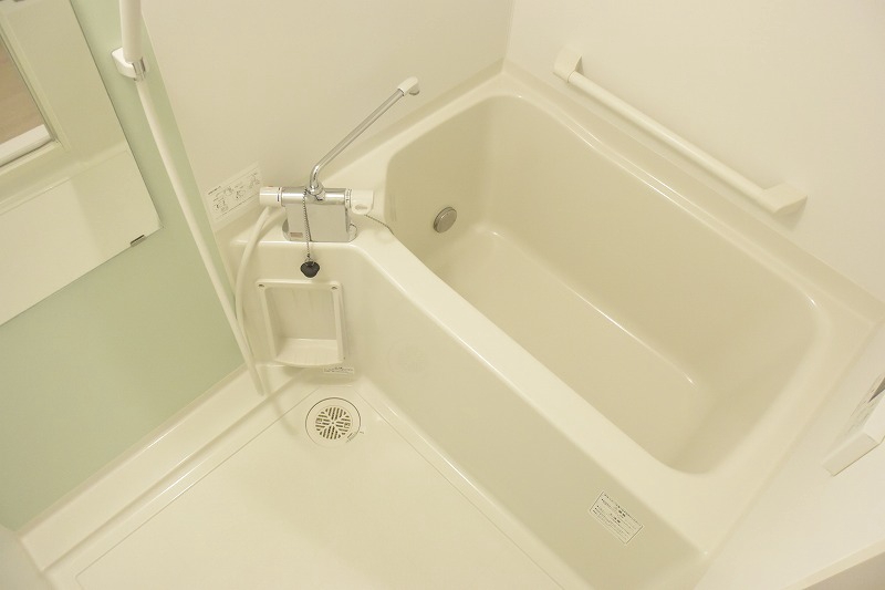 バス・シャワールーム　一日の疲れを癒せます♪