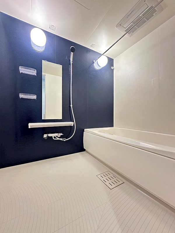 バス・シャワールーム　※別部屋の写真です。