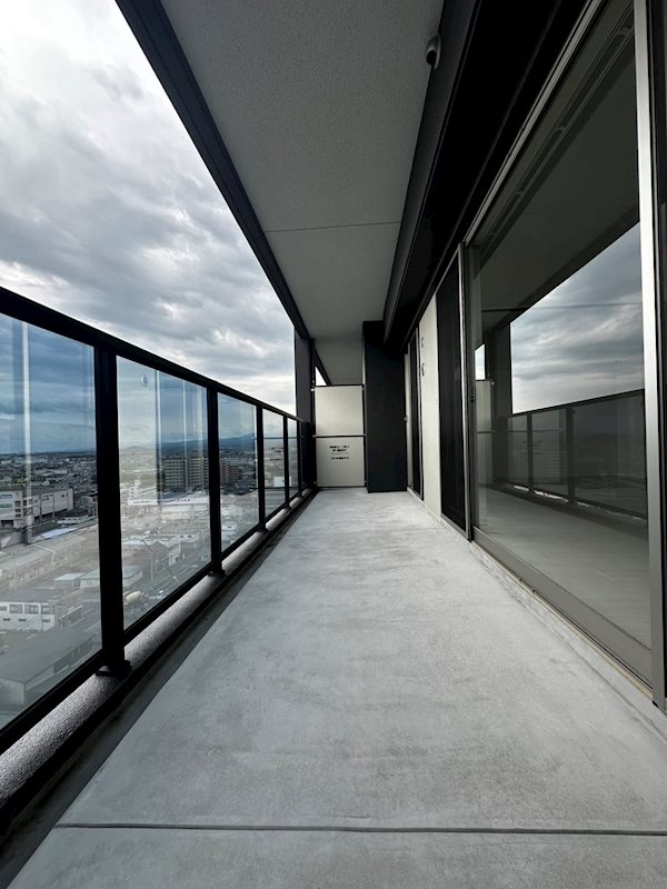 バルコニー　※別部屋の写真です。
