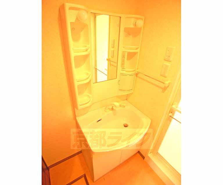 洗面設備　洗面所です。