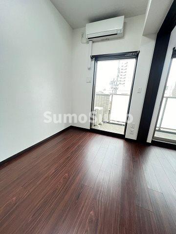 その他部屋・スペース　広くて明るい寝室