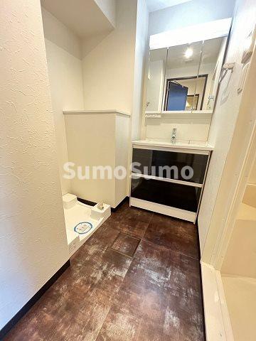 洗面設備　コンパクトで使いやすい洗面所