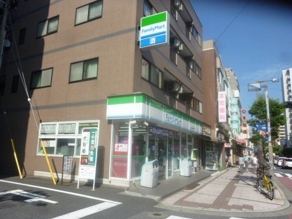 コンビニ　ファミリーマート船橋駅北口店（コンビニ）まで319m