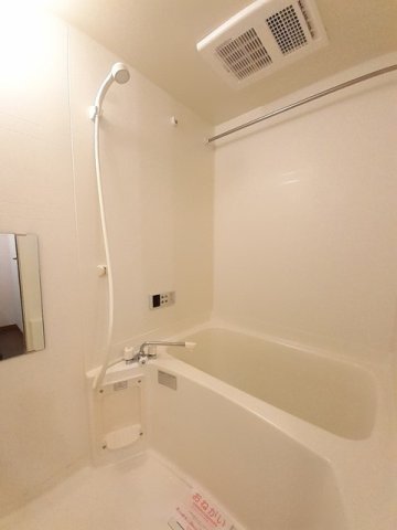 バス・シャワールーム　ゆったり過ごせるお風呂です