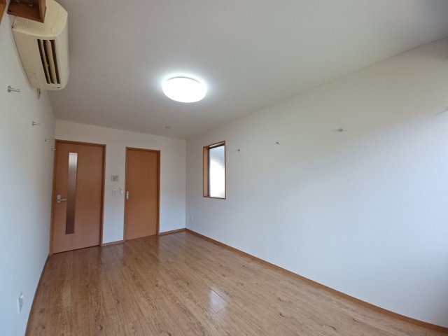 その他部屋・スペース　ゆったりした洋室です