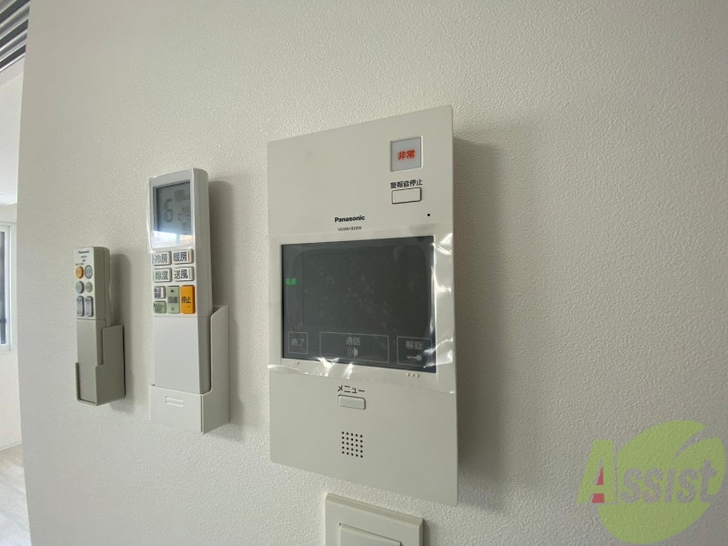 セキュリティ　ＴＶモニター付インターホンです。来客者の顔が見えるので安心！