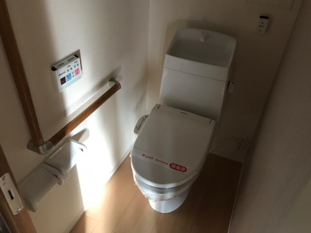トイレ　シャワー付トイレ