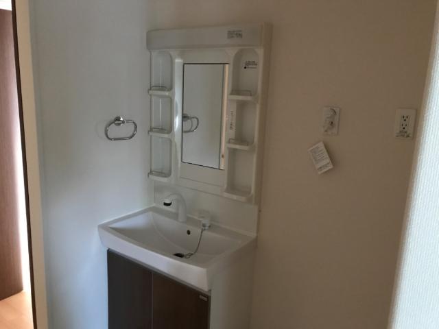 洗面設備　洗髪洗面化粧台