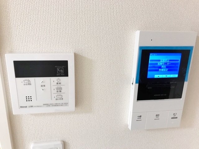 セキュリティ　女性の方でも安心のモニター付きオートロック♪