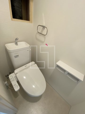 トイレ　AKASHI ENTERPRISE（アカシエンタープライズ）