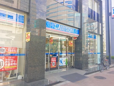 コンビニ　ローソン茅場町駅前店（コンビニ）まで162m