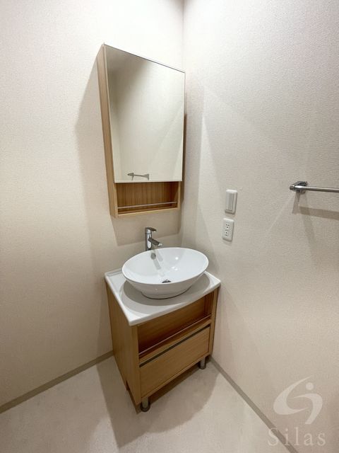 洗面設備　同メーカー施工例