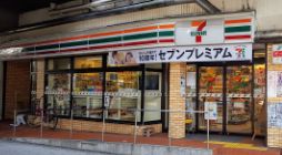 コンビニ　セブンイレブン 大阪三明町店（コンビニ）まで300m