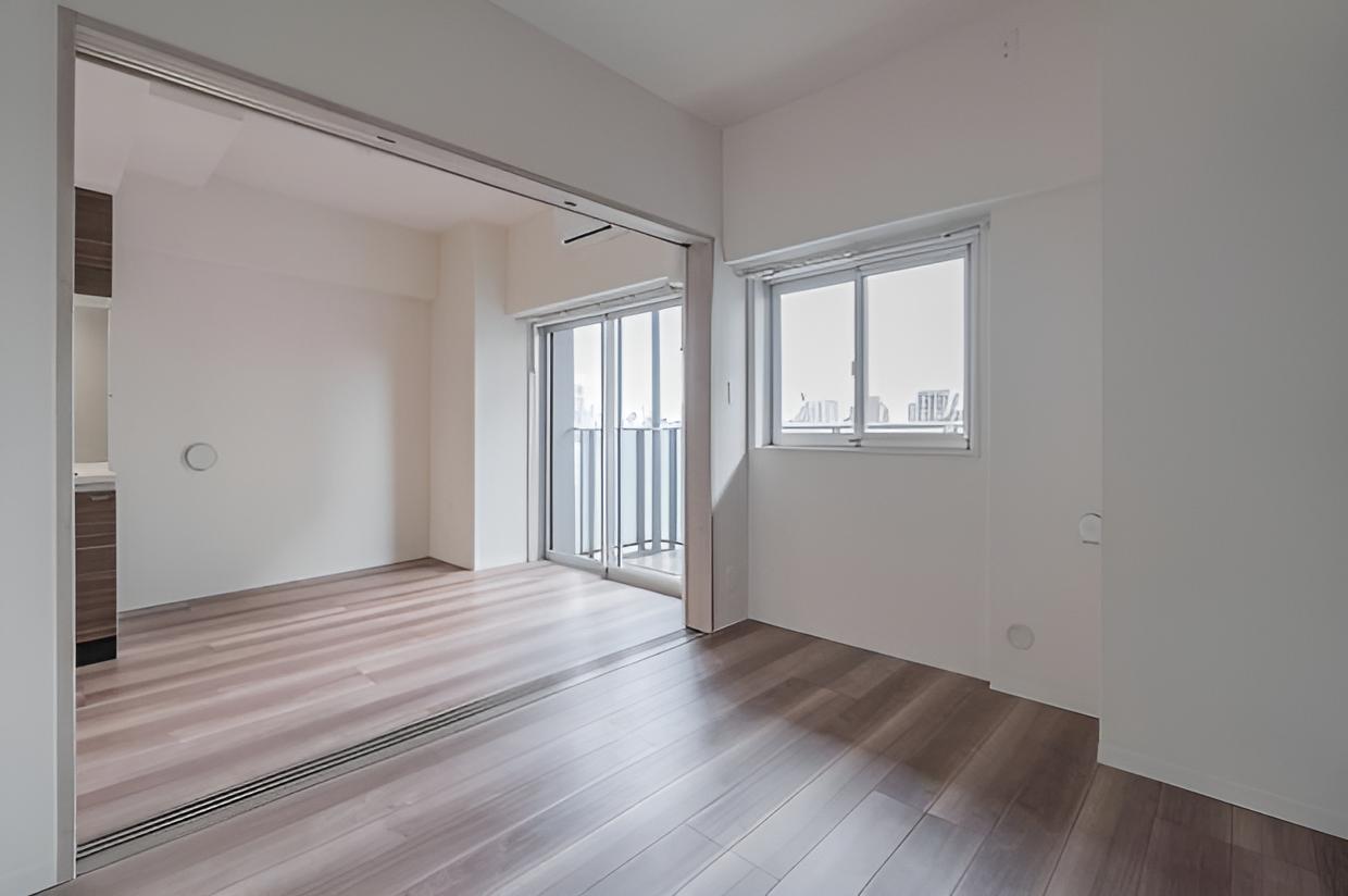 居室・リビング　☆明るい洋室☆