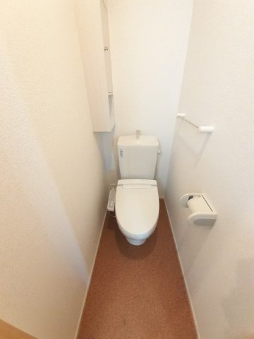トイレ　シンプルで使いやすいトイレです