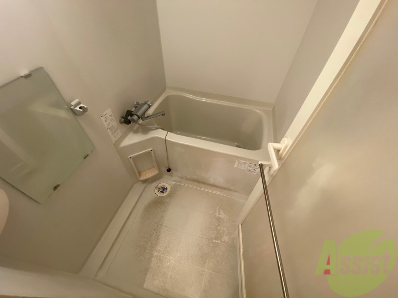 バス・シャワールーム　お風呂になります。一日の疲れを癒してくださいね。