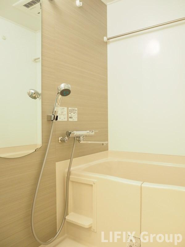 バス・シャワールーム　風呂