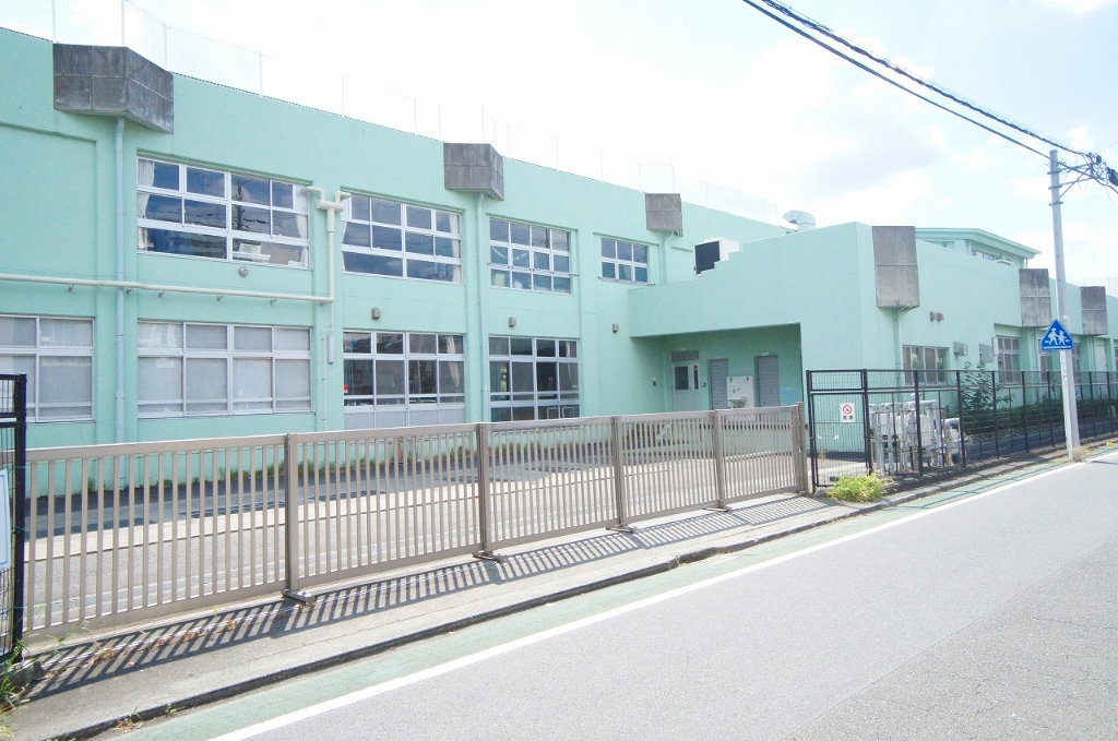 小学校　厚木市立厚木第二小学校（小学校）まで251m
