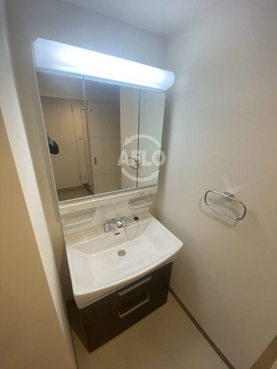 洗面設備　サンセール上本町　独立洗面台