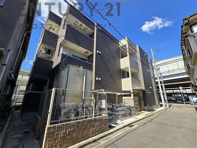 建物外観　オートロック付きで外部からの出入りが無く安心です