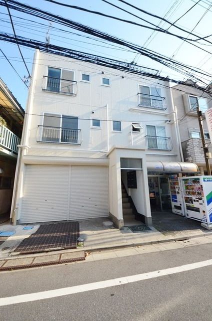 建物外観　★１Fに自動販売機★