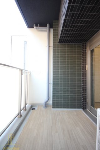 バルコニー　プレサンス心斎橋ニスト