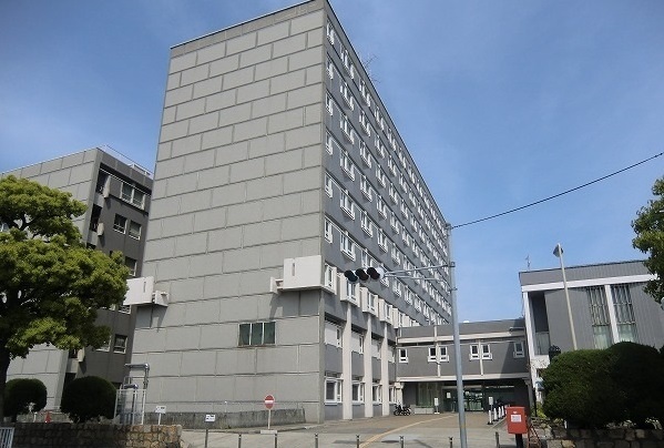 役所　尼崎市役所（役所）まで1200m