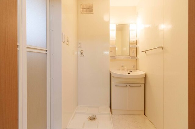 洗面設備　Ａ３０２・洗面所