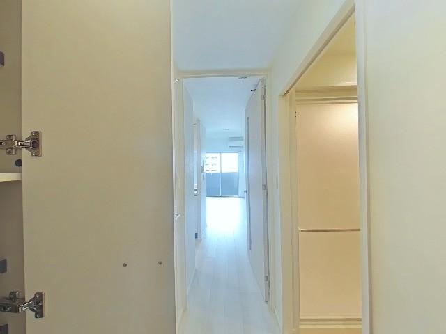 玄関　※同じタイプの別部屋※