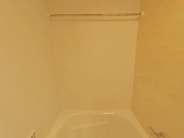 バス・シャワールーム　※同じタイプの別部屋※