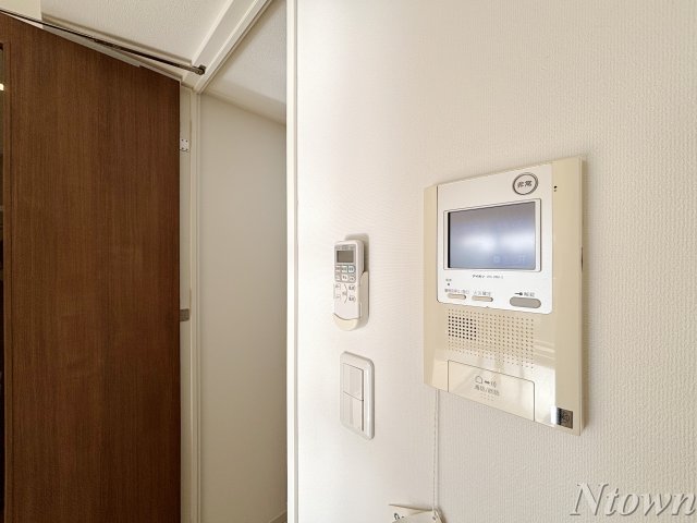 セキュリティ　モニター付きインターホンです