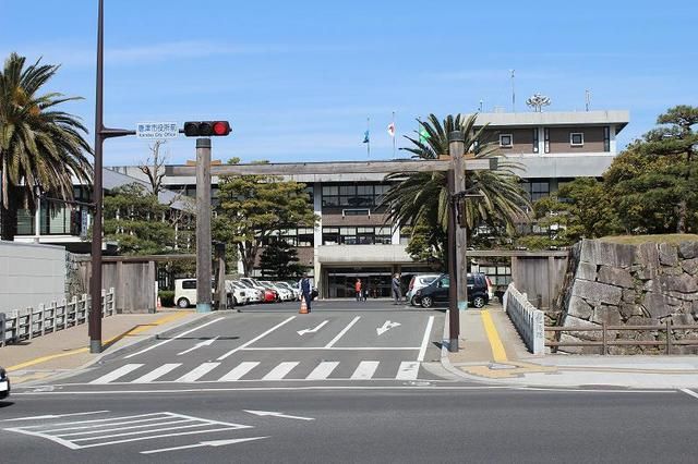 役所　唐津市役所（役所）まで610m