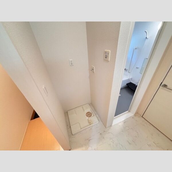 洗面設備　洗濯パン