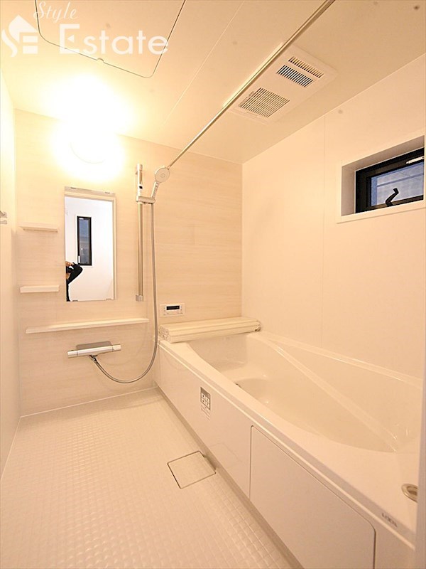 バス・シャワールーム　バスルーム