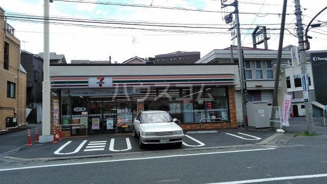 コンビニ　セブンイレブン　玉川学園5丁目（コンビニ）まで152m