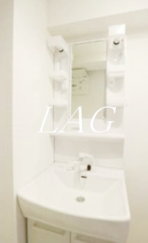 洗面設備　洗面台です。（同仕様です。）