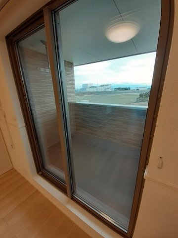バルコニー　陽当たり良好なサンルームです♪