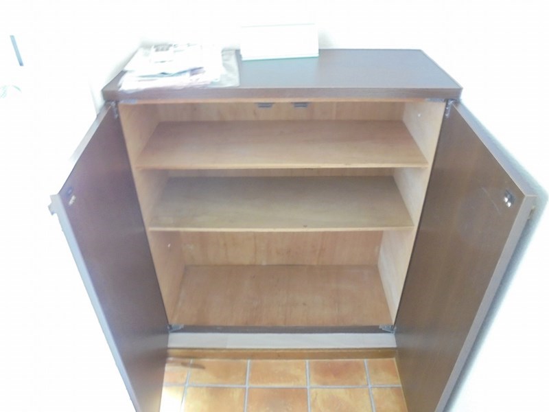 玄関　写真は102号室です（参考）