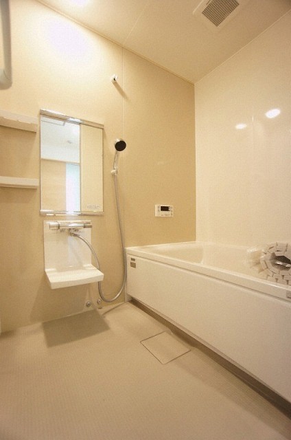 バス・シャワールーム　浴室