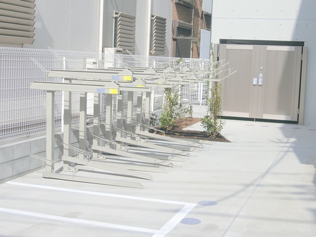 その他共有部分　ラック式の駐輪場