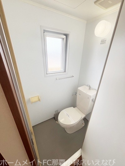 トイレ　※別部屋の室内写真となります。