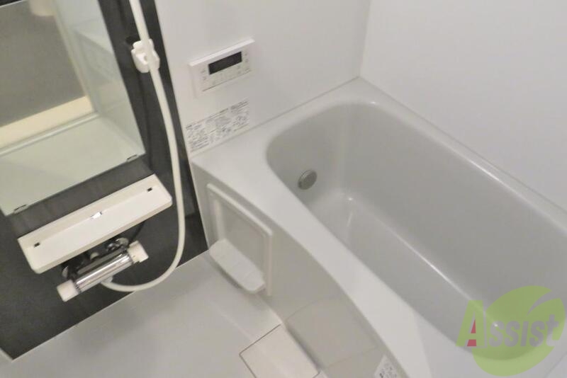 バス・シャワールーム　浴室はこんな感じ。ゆったりと浸かりましょう。