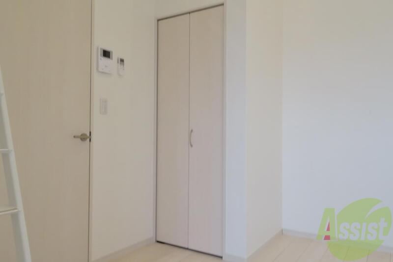 収納　お部屋には、クローゼットもありましたよー。