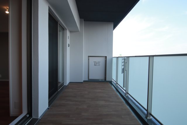 バルコニー　※別号室の参考写真、現況優先※