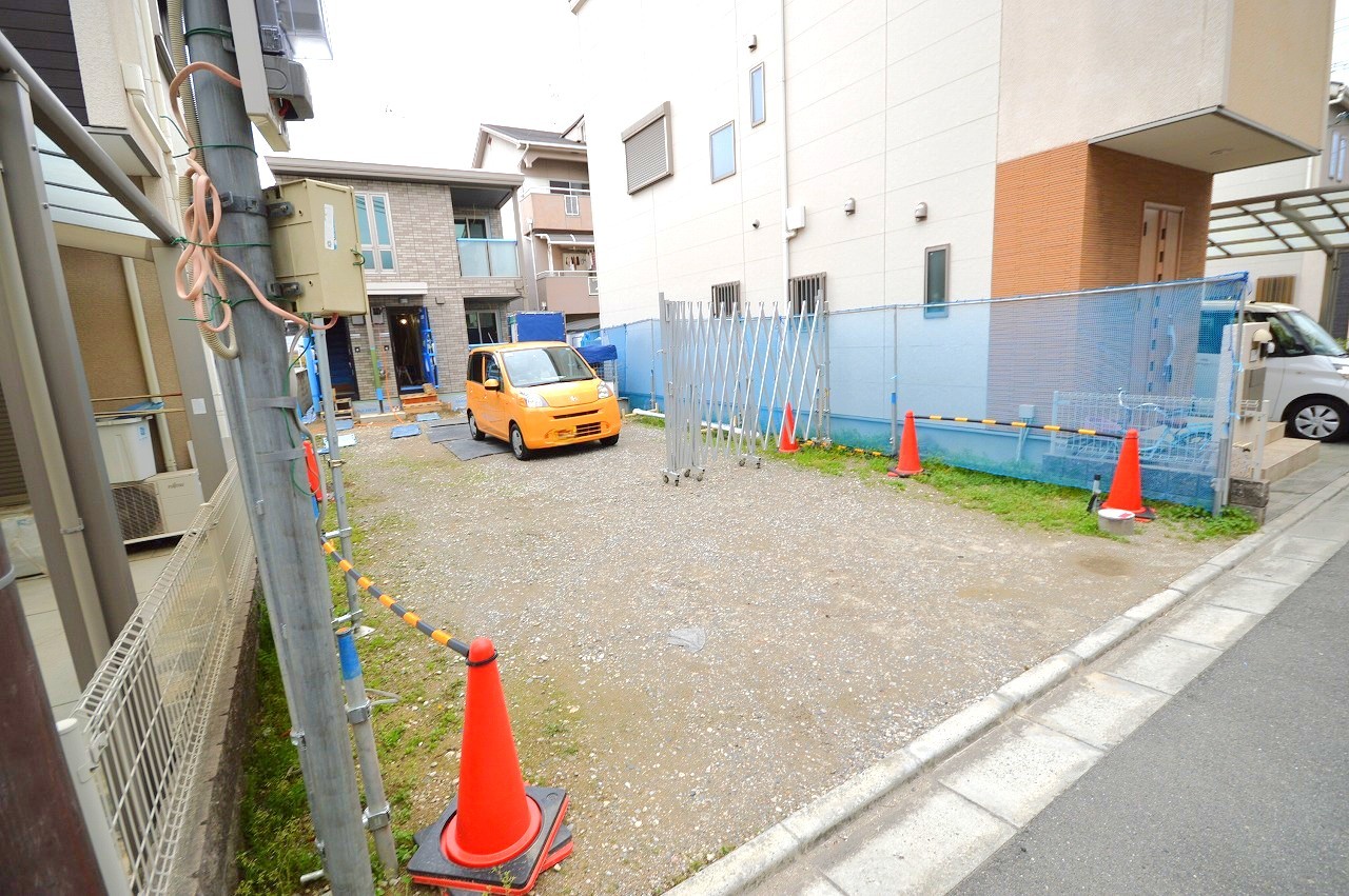 バス・シャワールーム　建築中（6月末完成予定）