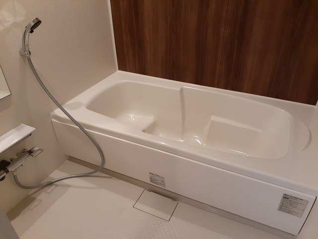 バス・シャワールーム　浴室