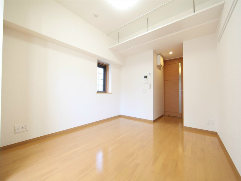 その他　洋室6.3帖　クローゼット付（収納充実してます）