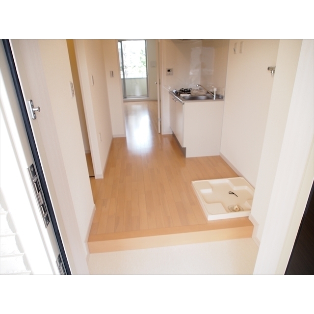 玄関　※他部屋参考写真※